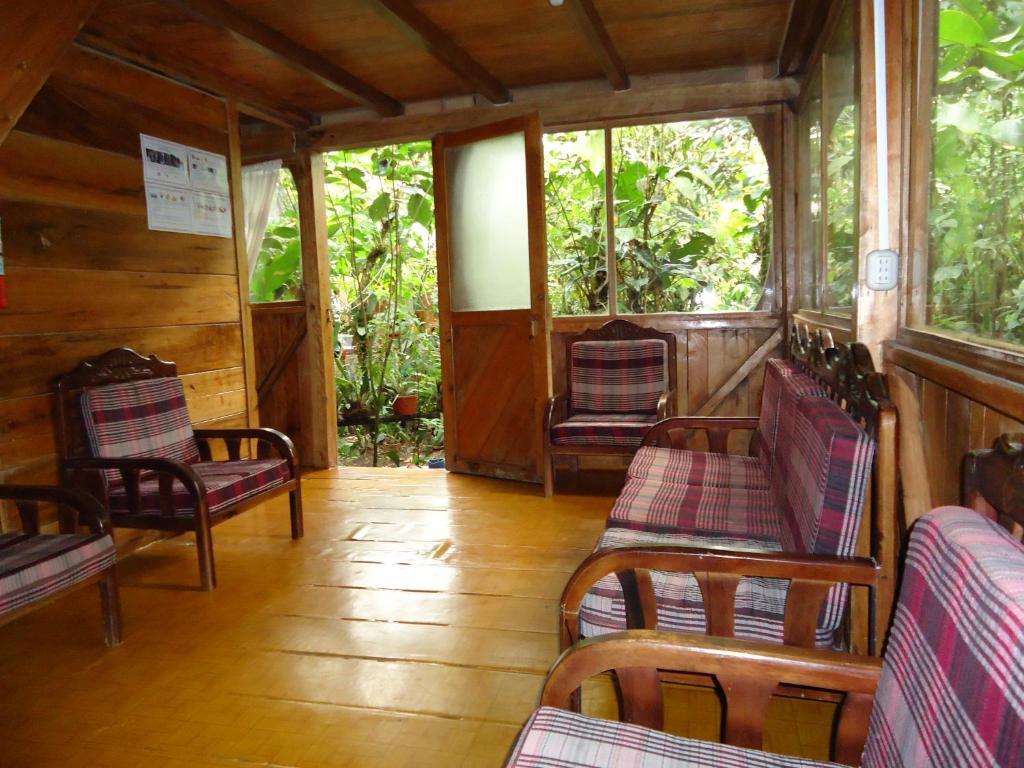Armonia Y Jardin De Orquideas Lodge