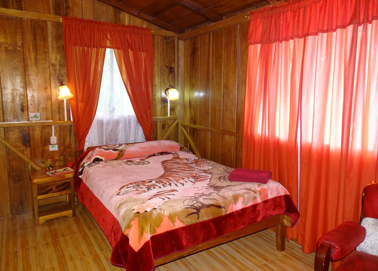 Armonia Y Jardin De Orquideas Lodge *