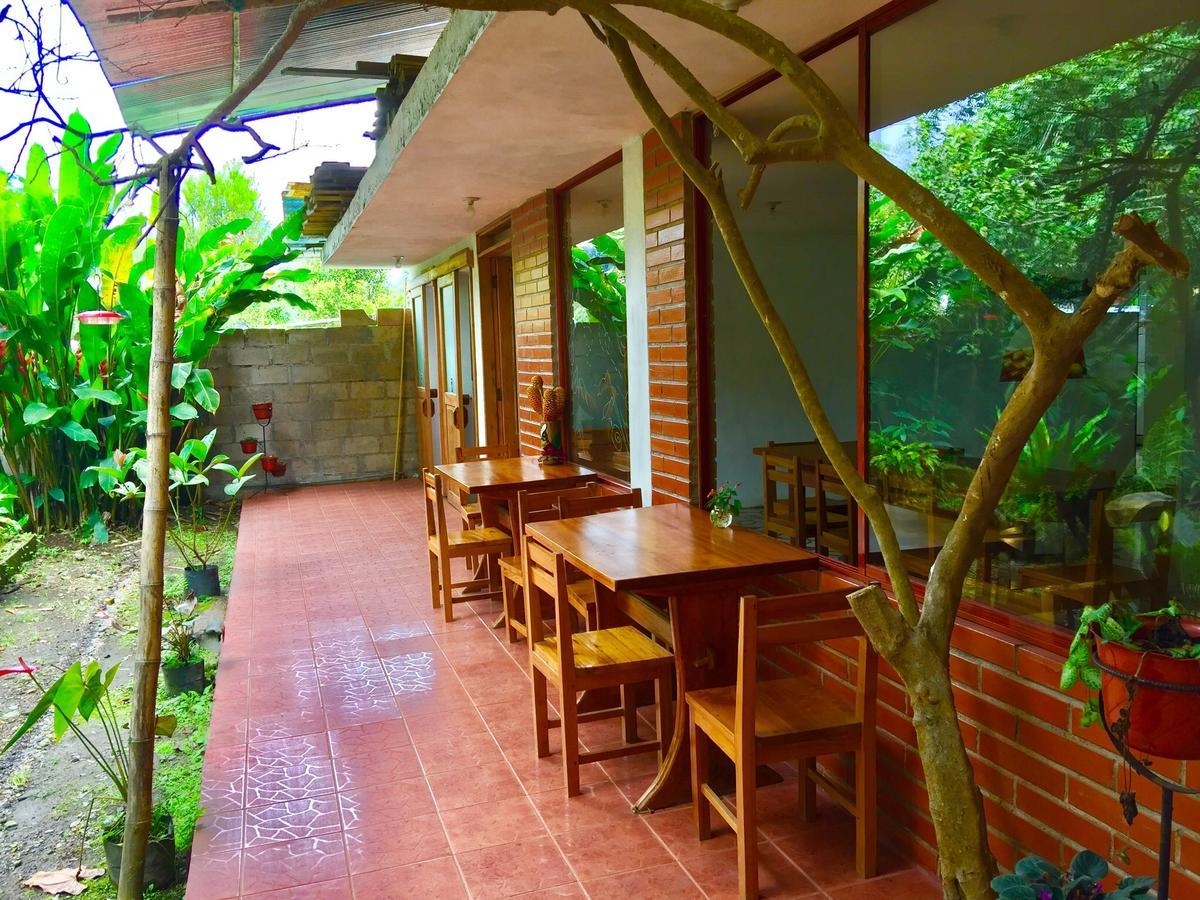 Armonia Y Jardin De Orquideas Lodge Mindo